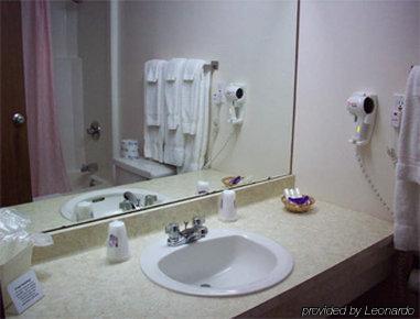 ทราเวลลอดจ์ ลิตเติล ฟอลส์ Hotel Little Falls ห้อง รูปภาพ